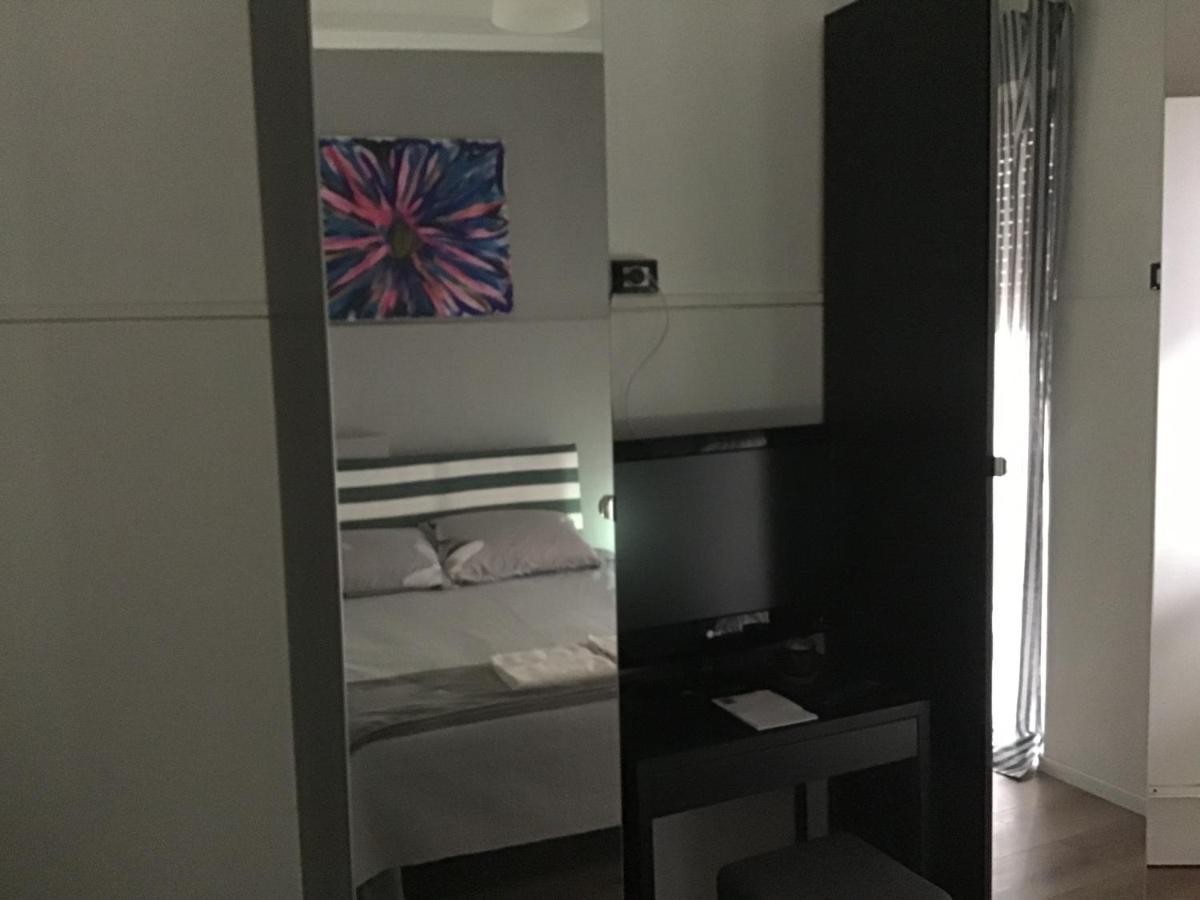 Casa Battisti - Suite Acquarello Lecce Eksteriør bilde
